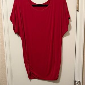 Chic Scarlet Women's Short Sleeve Top